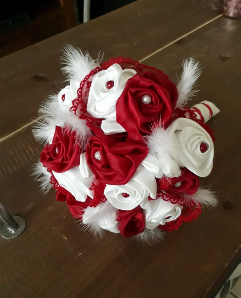 Bouquets de mariée en tissu, créatrice de fleurs tissu,