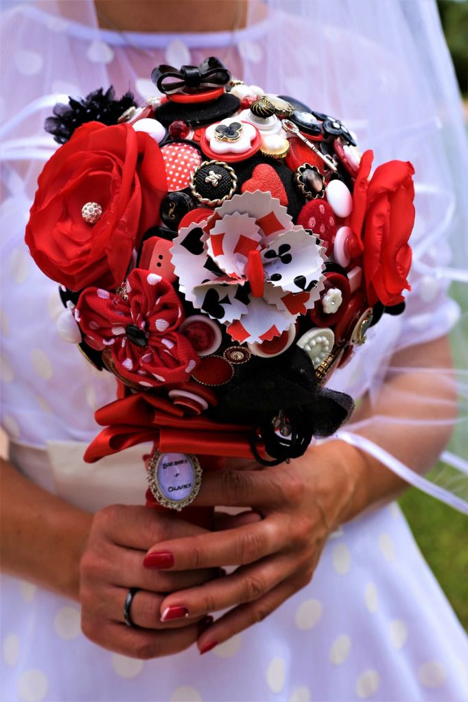 Bouquet de mariée boutons
mariage rockabilly
Bouquet de mariage accessoires
Bouquet de mariée original
